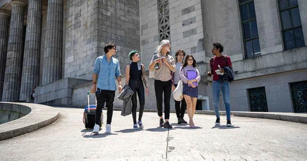 12 Factors to Consider When Choosing an MBA Program