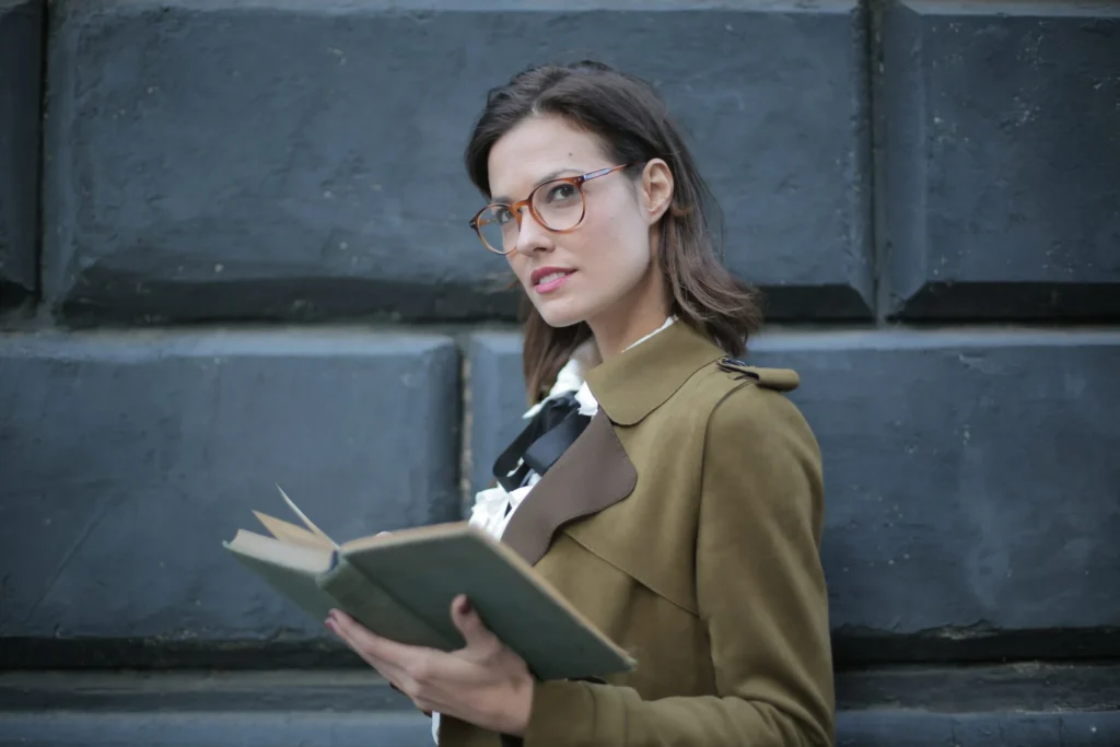 Online MBA vs. Full-Time MBA: 10 Key Differences
